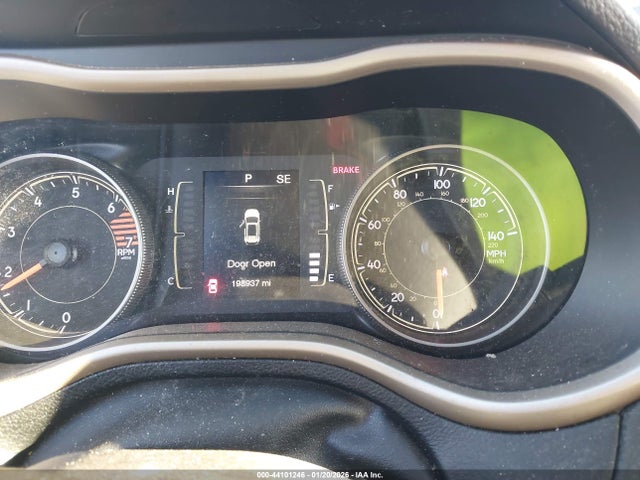 Продаж на аукціоні авто 2017 Jeep Cherokee Altitude Fwd, vin: 1C4PJLAB6HW652773, номер лоту: 44101246