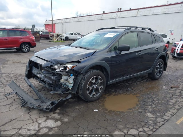 Subaru Crosstrek 2.0i 2018 JF2GTAAC5JH250276 Image 2