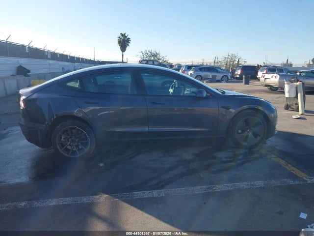 Tesla Model 3 Rear-wheel Drive 2023 5YJ3E1EA8PF561600 Image 13