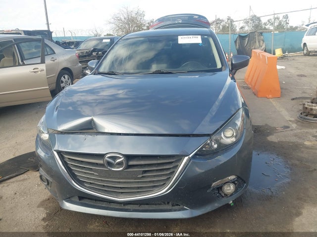 3MZBM1V73FM144928 Mazda Mazda3 I Touring