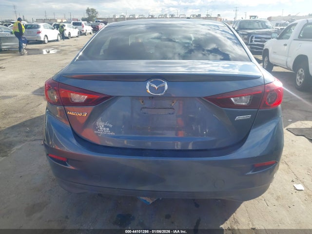 3MZBM1V73FM144928 Mazda Mazda3 I Touring