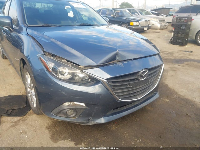 3MZBM1V73FM144928 Mazda Mazda3 I Touring