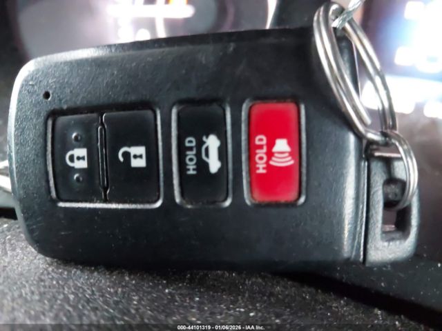 2017 TOYOTA AVALON 4T1BK1EB7HU249589 Photo 10