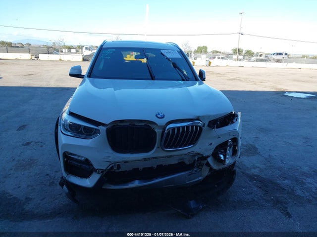 2018 BMW X3 5UXTR9C52JLD57213 Photo 5