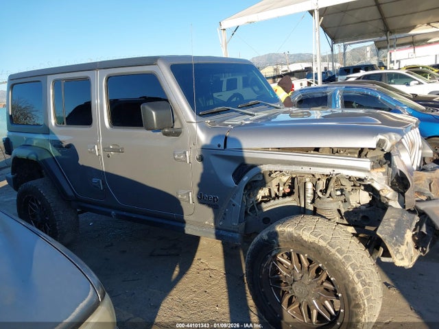 1C4HJXDN9LW220253 Jeep Wrangler Unlimited Sport S 4x4