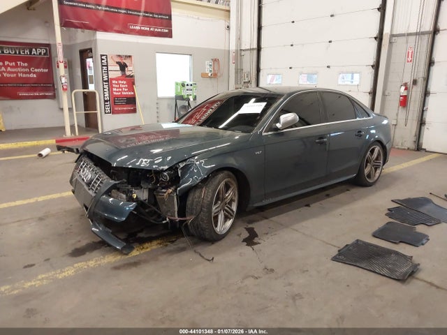 2010 AUDI S4 WAUBGAFL2AA156111 Photo 1