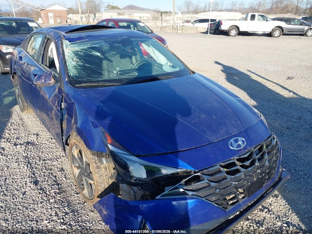 5NPLN4AG4NH064585 Hyundai ELANTRA SEL