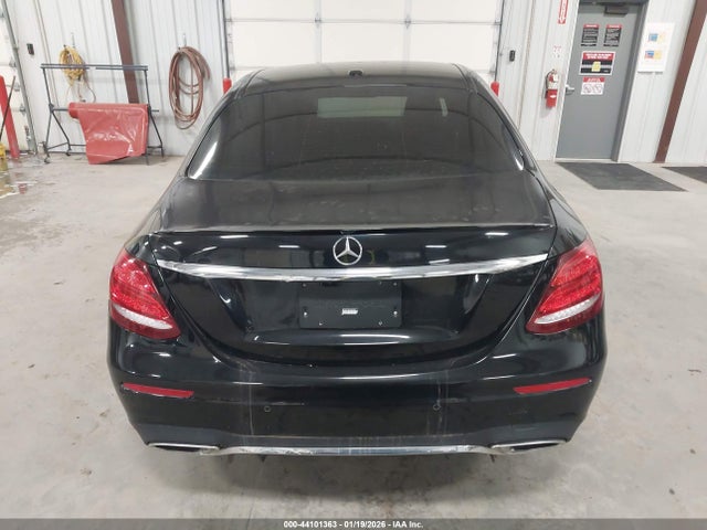 Aukcja sprzedaży 2018 Mercedes-benz E 300, vin: WDDZF4JB7JA343340, numer aukcji: 44101363