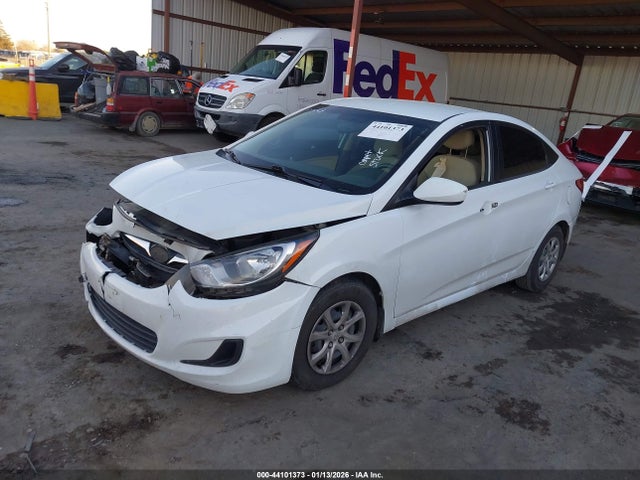 2013 HYUNDAI ACCENT KMHCT4AE9DU423322 Photo 1