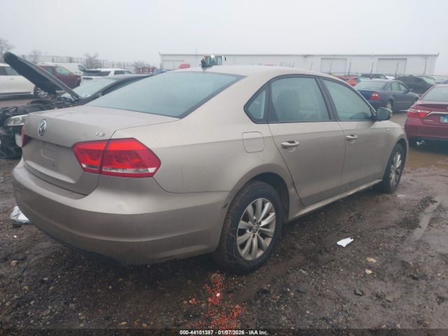 2015 VOLKSWAGEN PASSAT 1VWAT7A35FC026109 Photo 3
