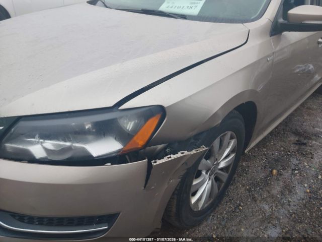 2015 VOLKSWAGEN PASSAT 1VWAT7A35FC026109 Photo 5