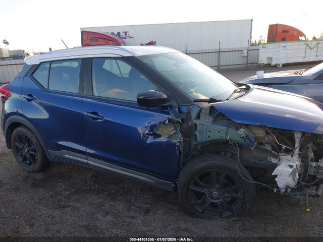 3N1CP5DV5LL580240 Nissan Kicks Sr Xtronic Cvt