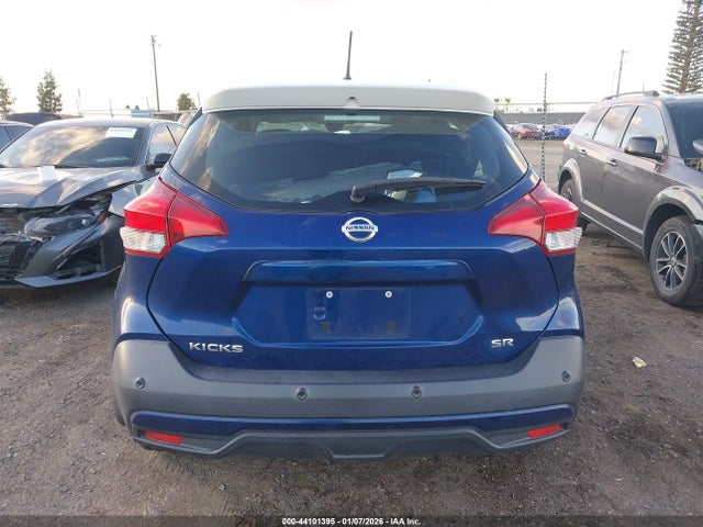 3N1CP5DV5LL580240 Nissan Kicks Sr Xtronic Cvt