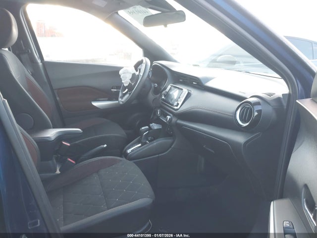 3N1CP5DV5LL580240 Nissan Kicks Sr Xtronic Cvt