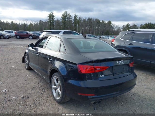 2015 AUDI A3 WAUACGFF1F1009760 Photo 2
