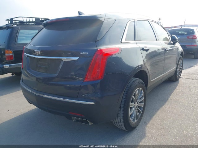 2018 CADILLAC XT5 1GYKNCRS7JZ120708 Photo 3