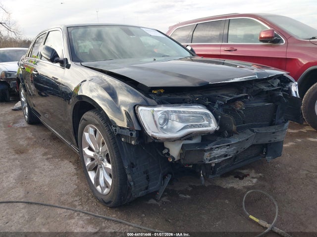 Aukcja sprzedaży 2015 Chrysler 300 Limited, vin: 2C3CCARG3FH876399, numer aukcji: 44101446