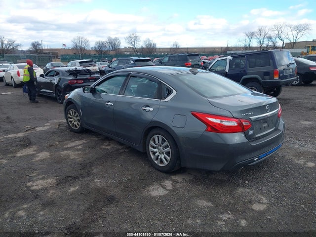1N4AL3AP3HN346458 Nissan Altima 2.5 S
