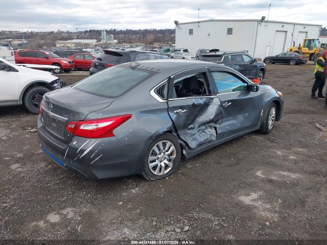 1N4AL3AP3HN346458 Nissan Altima 2.5 S