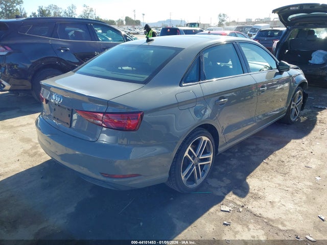 2020 AUDI A3 WAUAUGFF2LA095458 Photo 3