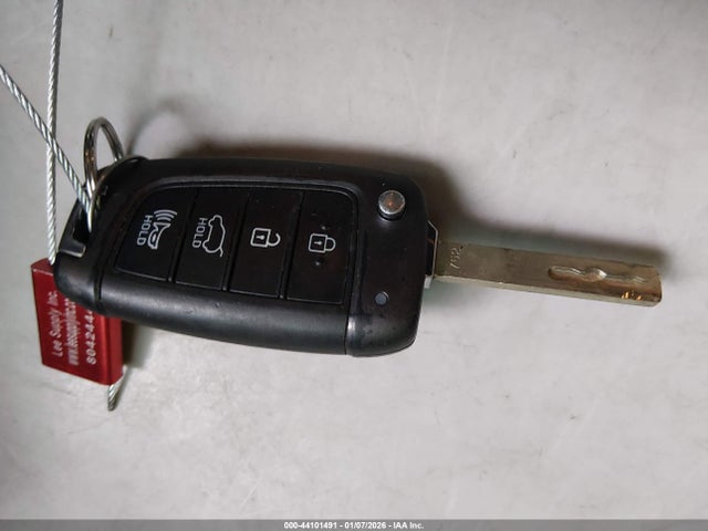 KM8K12AAXJU155444 Hyundai Kona Se