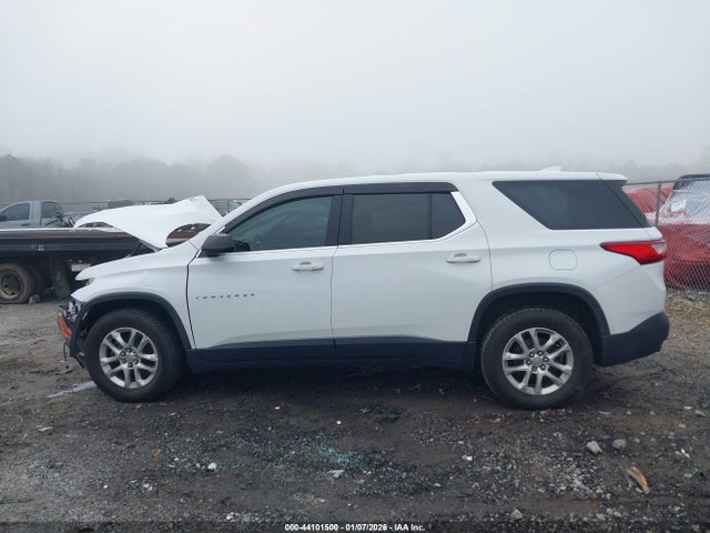 1GNERFKW0KJ298067 Chevrolet Traverse Ls