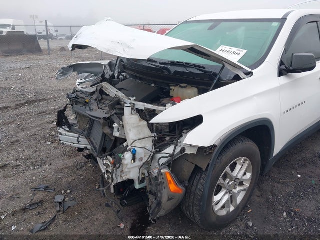 1GNERFKW0KJ298067 Chevrolet Traverse Ls