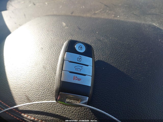 KNDJX3AA2H7501533 KIA Soul !
