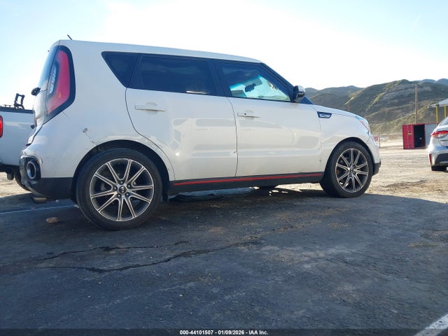 KNDJX3AA2H7501533 KIA Soul !