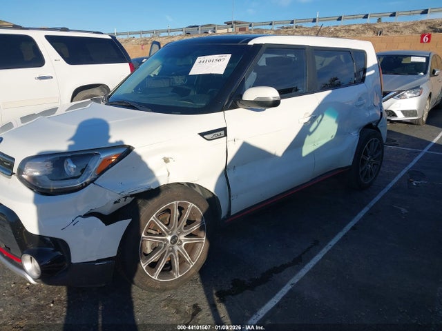 KNDJX3AA2H7501533 KIA Soul !