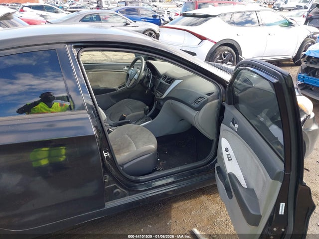 KMHCT4AE1EU661991 Hyundai ACCENT GLS