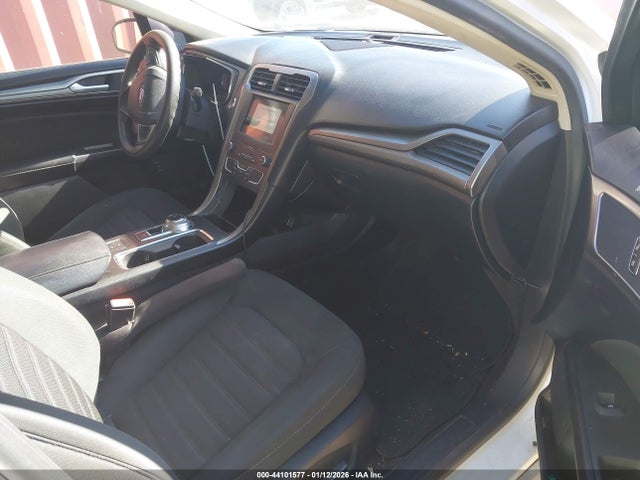 Ford Fusion Hybrid Se 2019 3FA6P0LU7KR272235 Image 5