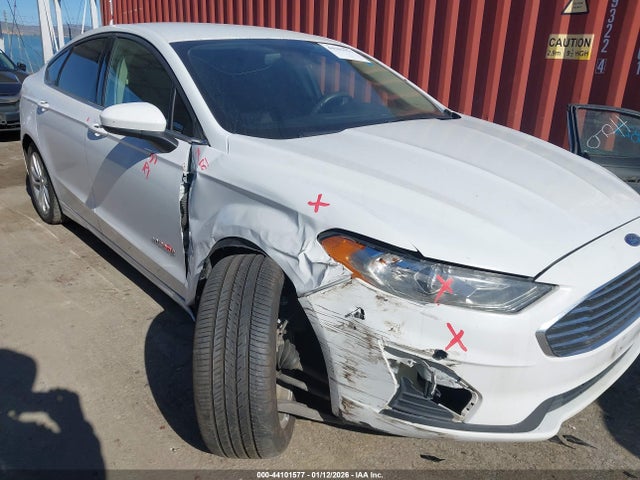 Ford Fusion Hybrid Se 2019 3FA6P0LU7KR272235 Image 6