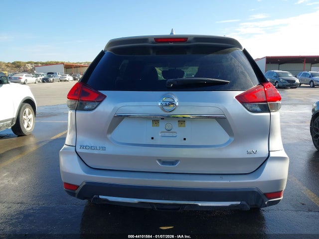 Nissan ROGUE SV 2018 KNMAT2MTXJP588333 Image 17