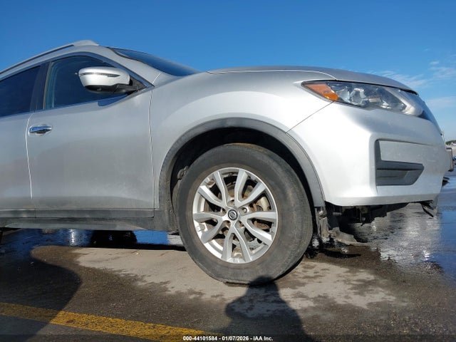 Nissan ROGUE SV 2018 KNMAT2MTXJP588333 Image 12