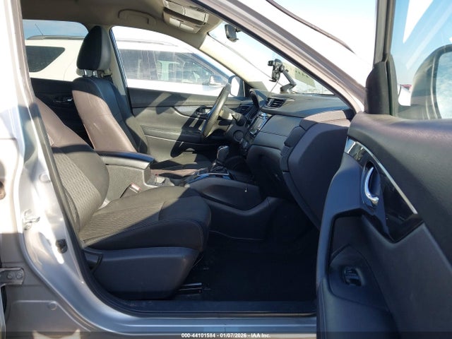Nissan ROGUE SV 2018 KNMAT2MTXJP588333 Image 5