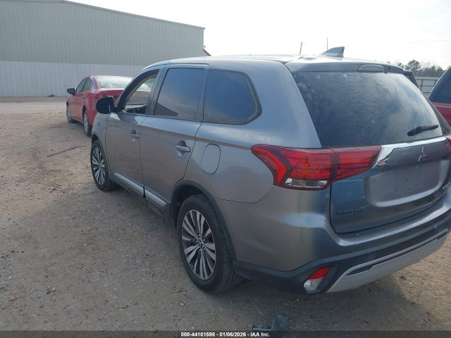 2019 MITSUBISHI OUTLANDER JA4AZ3A38KZ012166 Photo 2