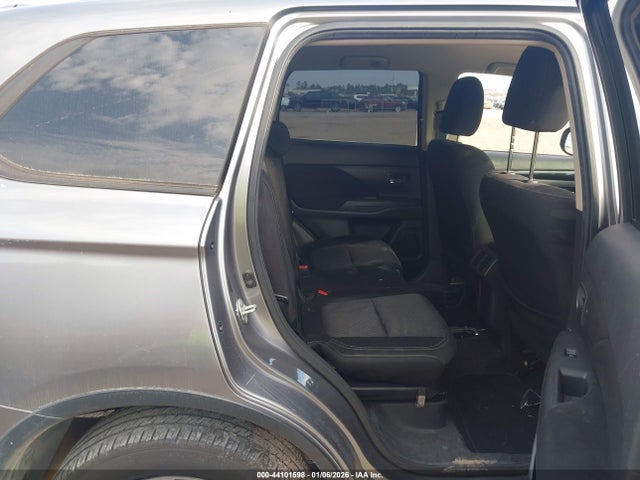 2019 MITSUBISHI OUTLANDER JA4AZ3A38KZ012166 Photo 7