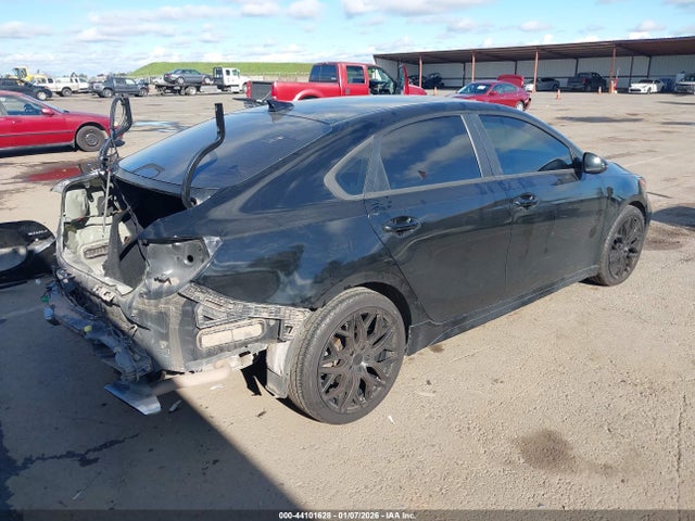 KIA FORTE GT 2022 3KPF44AC3NE477535 Image 4