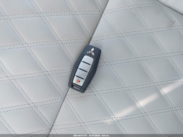 2025 MITSUBISHI OUTLANDER PHEV JA4T5WA9XSZ004242 Photo 10