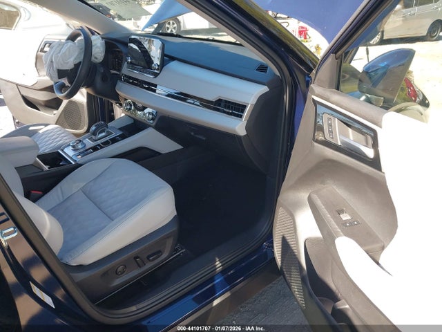 2025 MITSUBISHI OUTLANDER PHEV JA4T5WA9XSZ004242 Photo 4