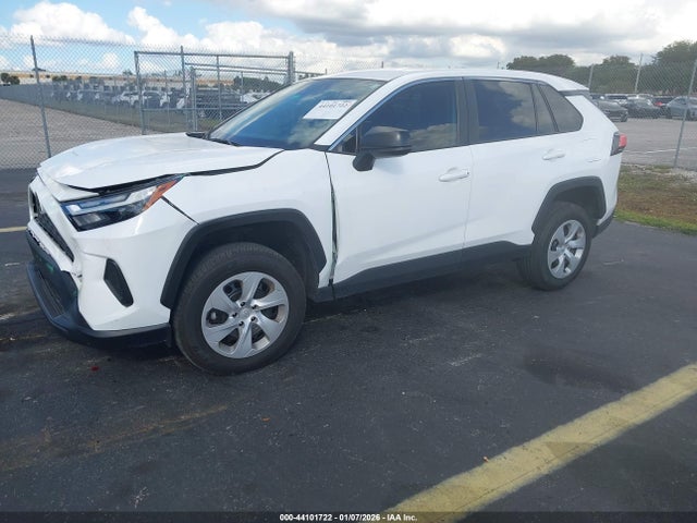 2024 Toyota Rav4 Le მანქანა იყიდება აუქციონზე, vin: 2T3H1RFV7RC301933, აუქციონის ნომერი: 44101722