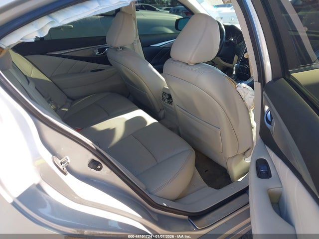 JN1BV7AP8EM681574 Infiniti Q50 Premium