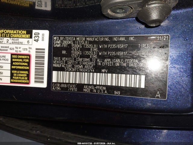 5TDKSKFC1NS045744 Toyota SIENNA LE