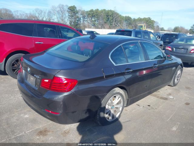 2016 BMW 528I WBA5A7C55GG151630 Photo 3