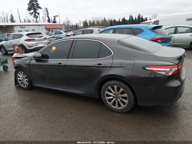 4T1B11HK1JU608701 Toyota CAMRY LE