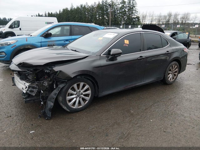 4T1B11HK1JU608701 Toyota CAMRY LE