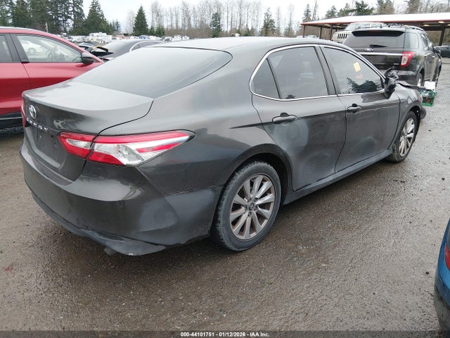 4T1B11HK1JU608701 Toyota CAMRY LE
