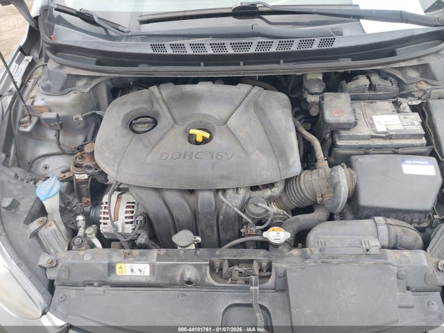 KMHDH4AE1EU201672 Hyundai ELANTRA SE