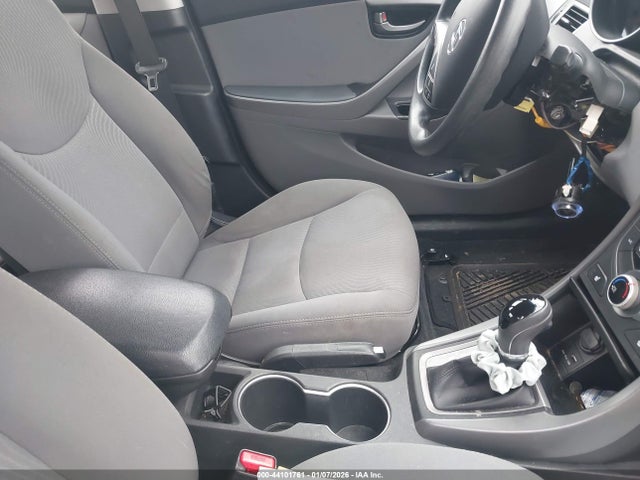 KMHDH4AE1EU201672 Hyundai ELANTRA SE